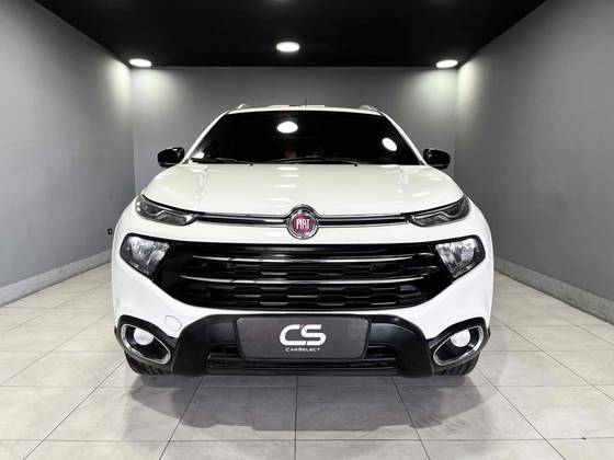 FIAT TORO 2.4 16V MULTIAIR FLEX VOLCANO AT9
